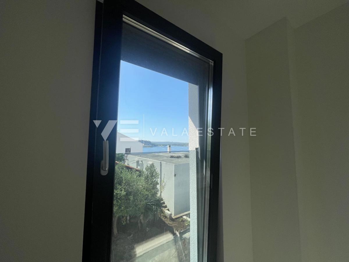APPARTAMENTO DI NUOVA COSTRUZIONE CON VISTA MARE A SOLI 200 M DALLA SPIAGGIA