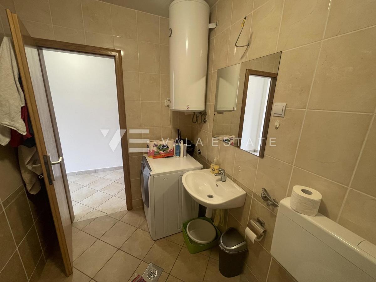 CONFORTEVOLE APPARTAMENTO ARREDATO CON UNA BELLISSIMA VISTA MARE