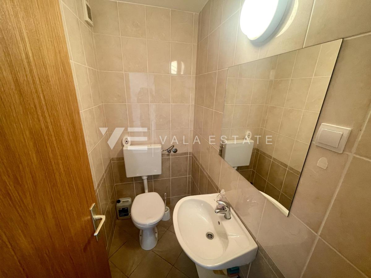 CONFORTEVOLE APPARTAMENTO ARREDATO CON UNA BELLISSIMA VISTA MARE