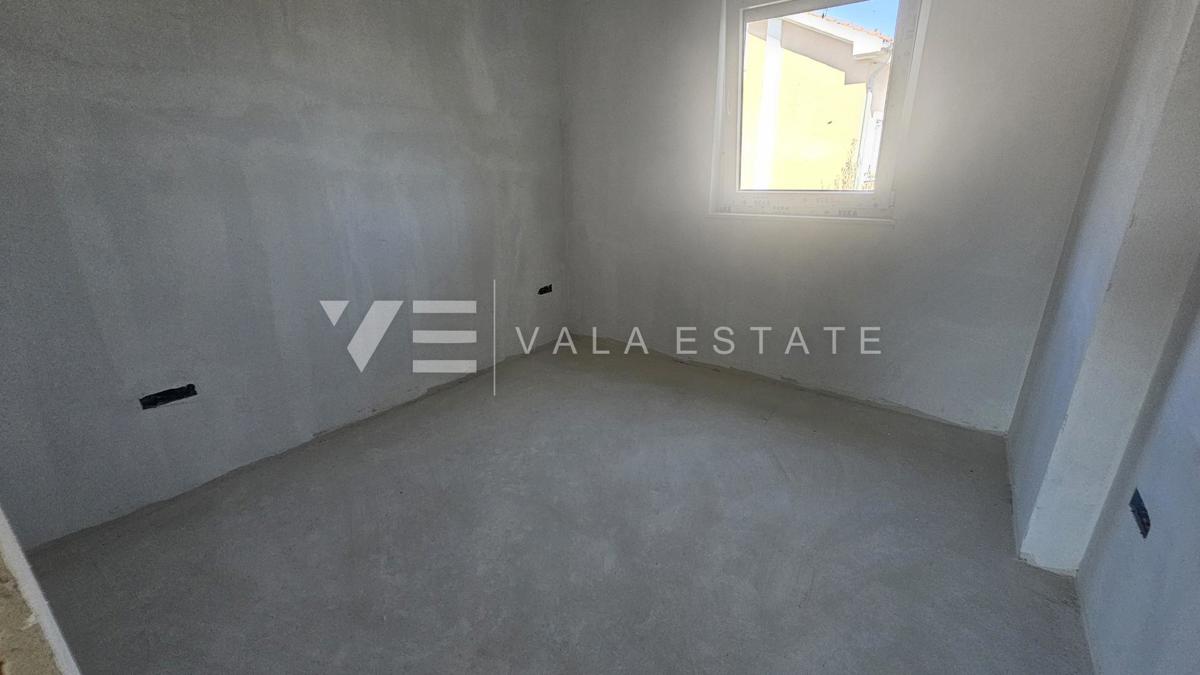 APPARTAMENTO IN POSIZIONE TRANQUILLA CON VISTA MARE