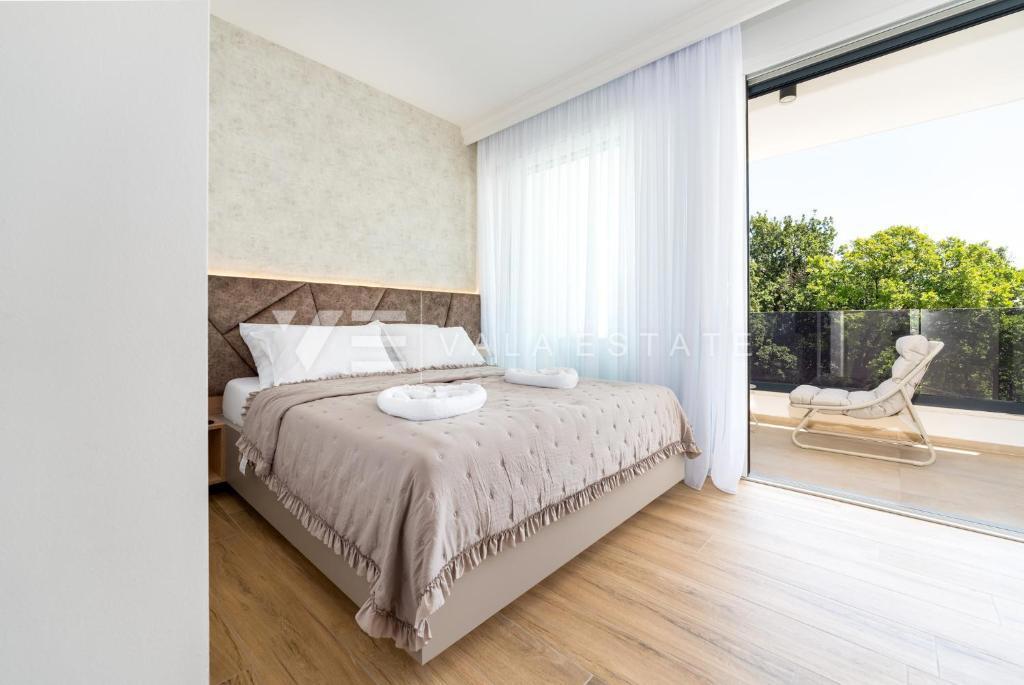 NUOVA CASA INDIPENDENTE CON PISCINA VICINO AL MARE