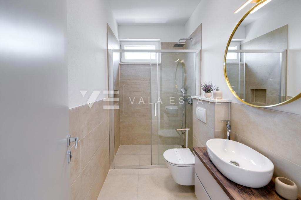 NUOVA CASA INDIPENDENTE CON PISCINA VICINO AL MARE