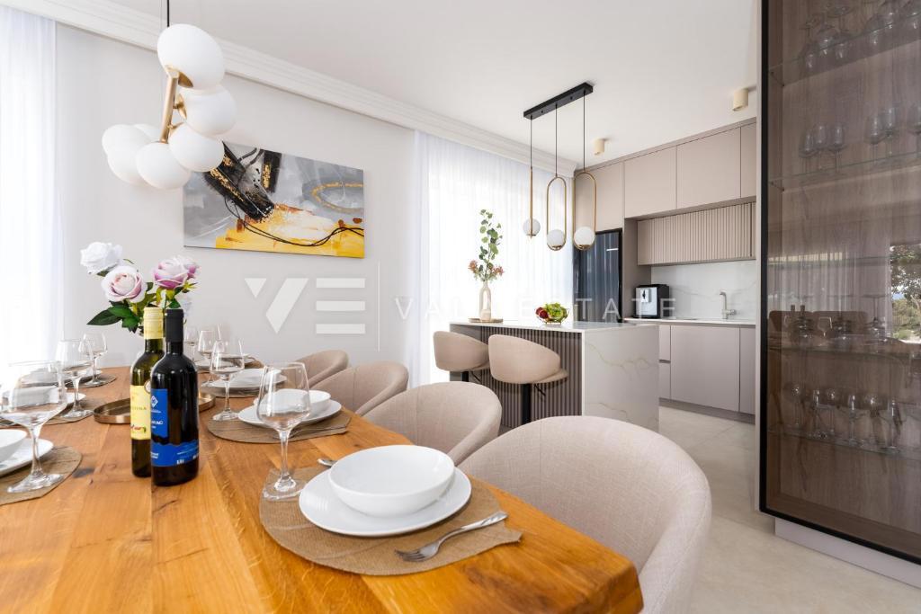 NUOVA CASA INDIPENDENTE CON PISCINA VICINO AL MARE