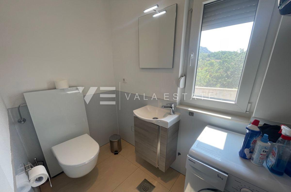 NUOVA CASA BIFAMILIARE IN POSIZIONE TRANQUILLA