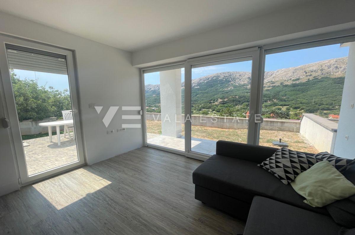 NUOVA CASA BIFAMILIARE IN POSIZIONE TRANQUILLA