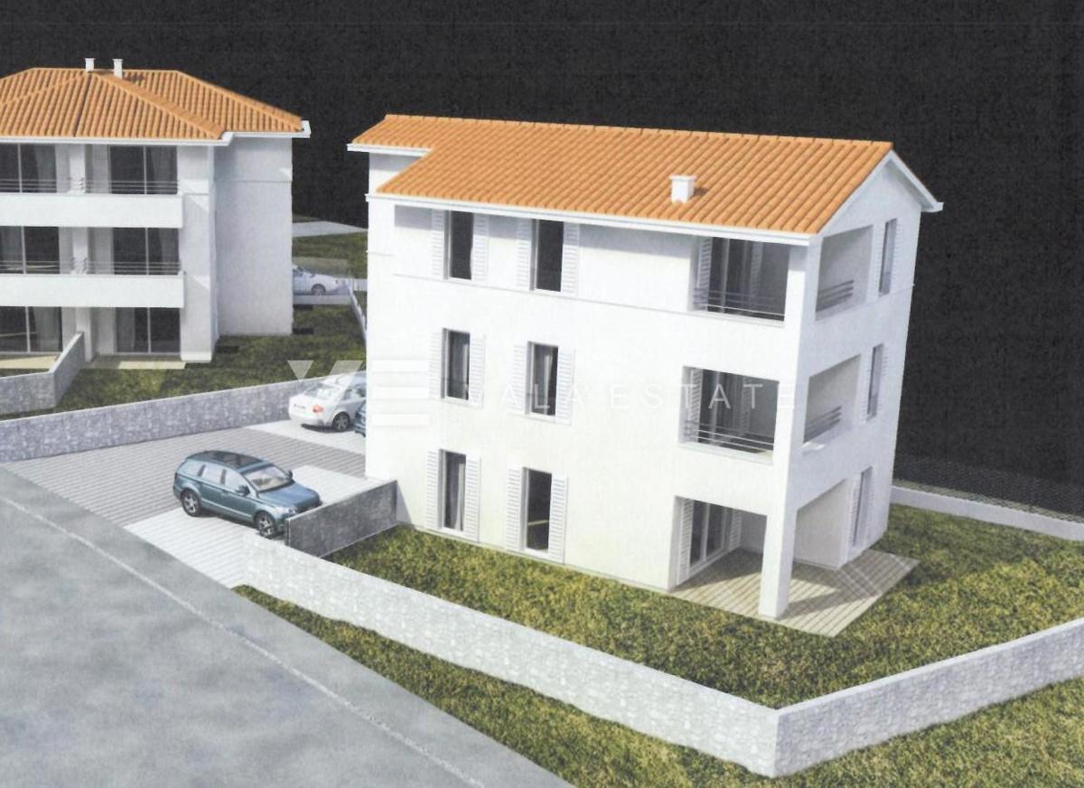 APPARTAMENTO AL PRIMO PIANO CON VISTA MARE