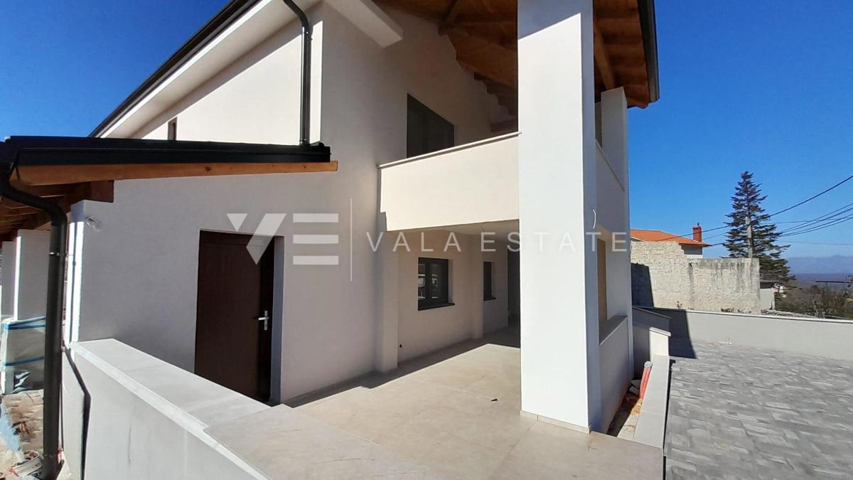 NUOVA CASA INDIPENDENTE CON PISCINA IN POSIZIONE TRANQUILLA