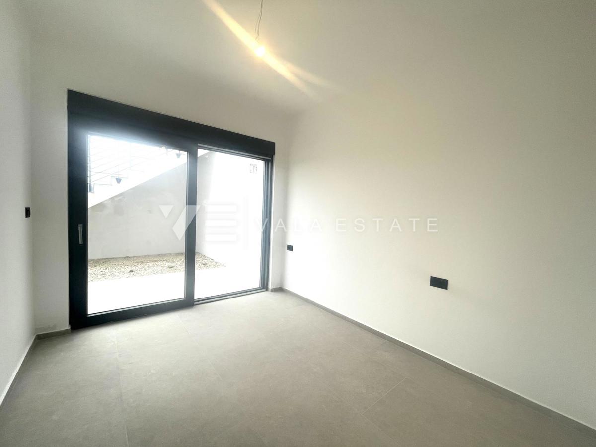 CASA MODERNA DOPPIA CON VISTA MARE
