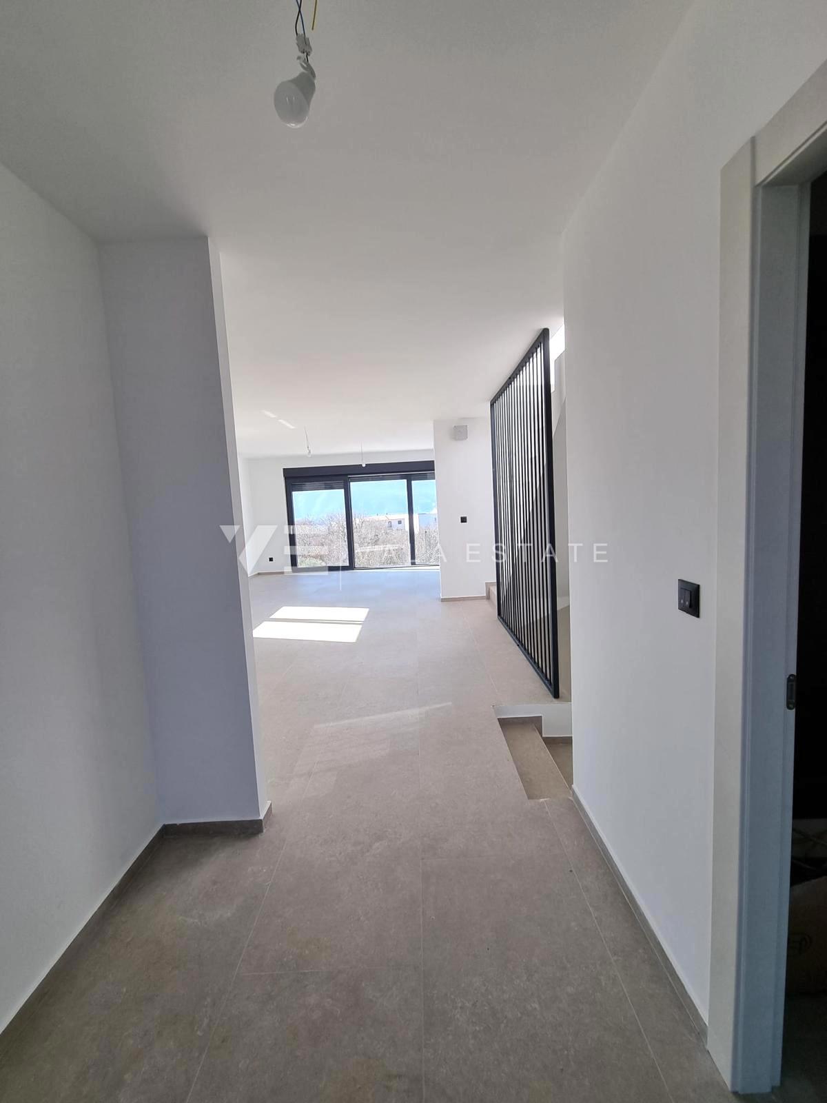 CASA MODERNA DOPPIA CON VISTA MARE