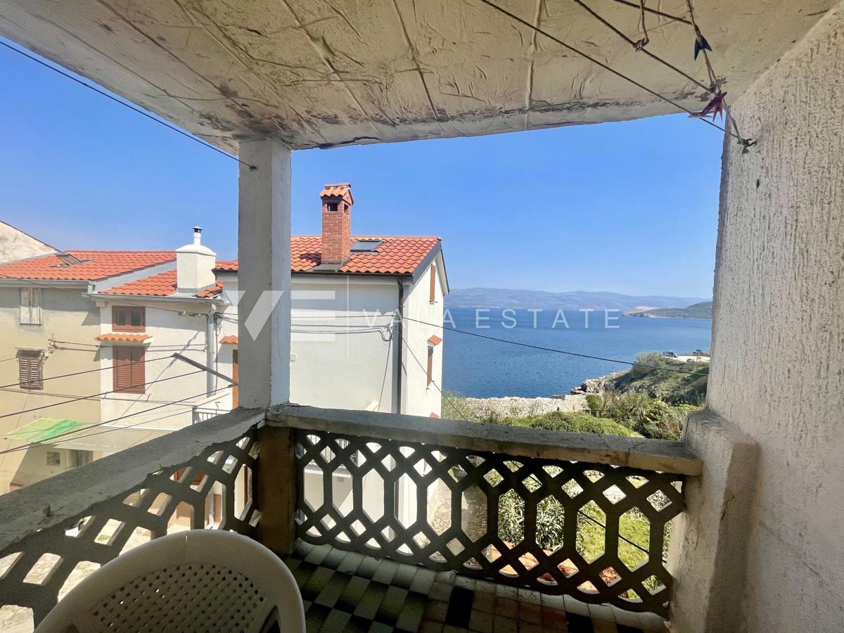 CASA IN PIETRA DA ADATTARSI CON VISTA MARE