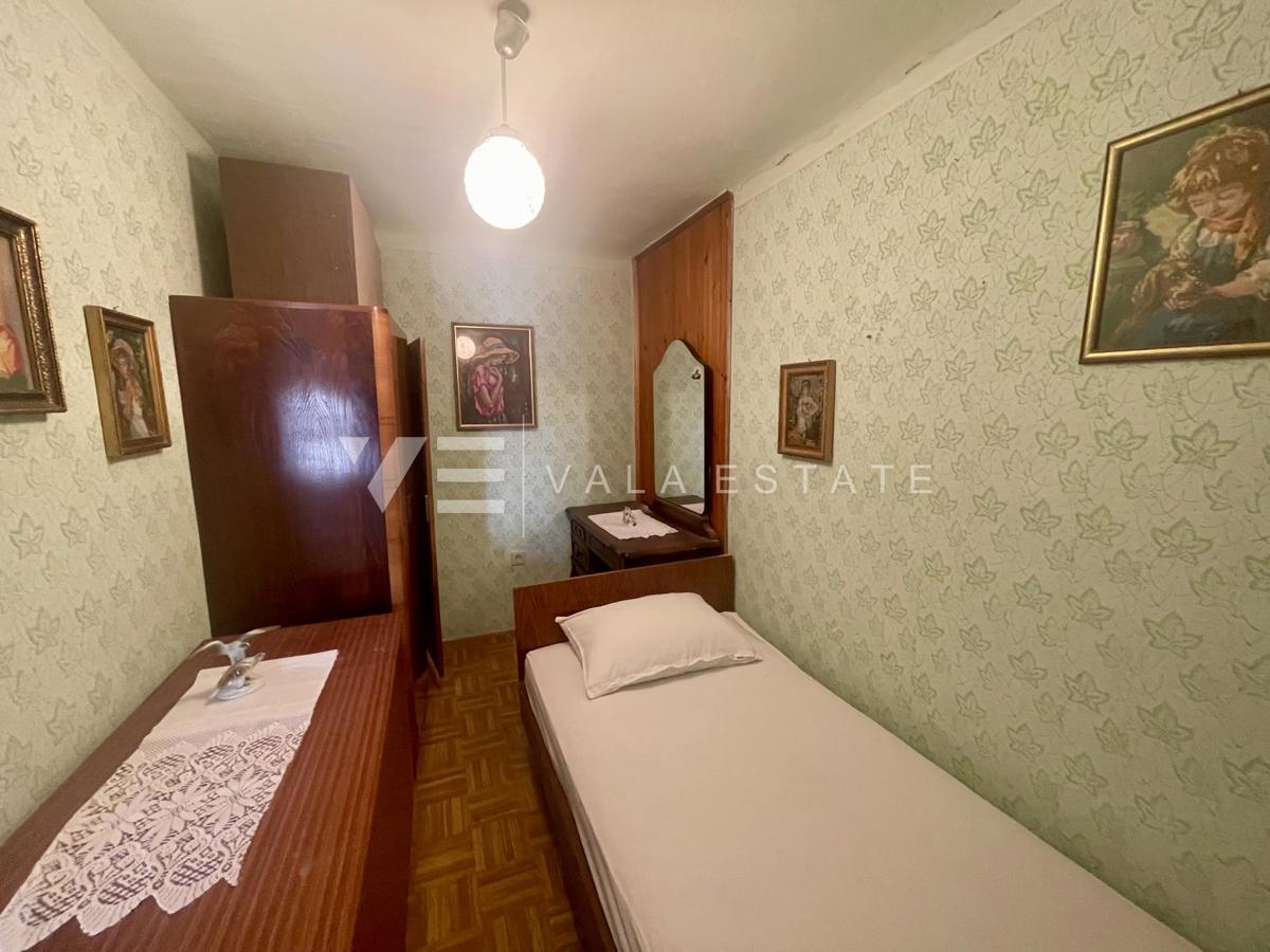 CASA IN PIETRA DA ADATTARSI CON VISTA MARE