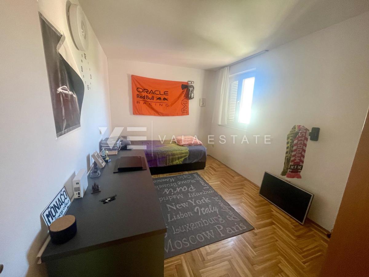 APPARTAMENTO CON DUE CAMERE DA LETTO IN POSIZIONE TRANQUILLA