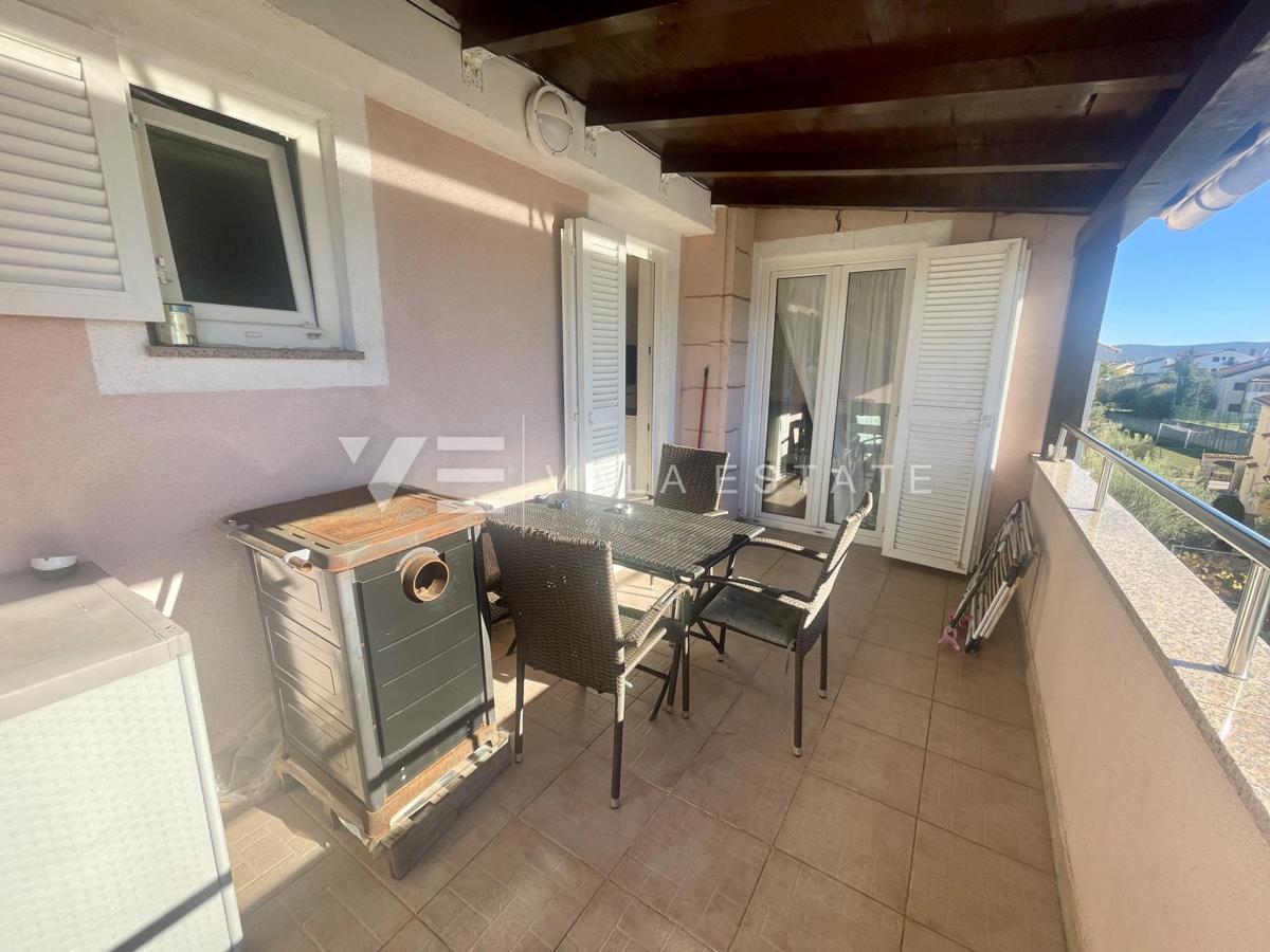 APPARTAMENTO CON DUE CAMERE DA LETTO IN POSIZIONE TRANQUILLA