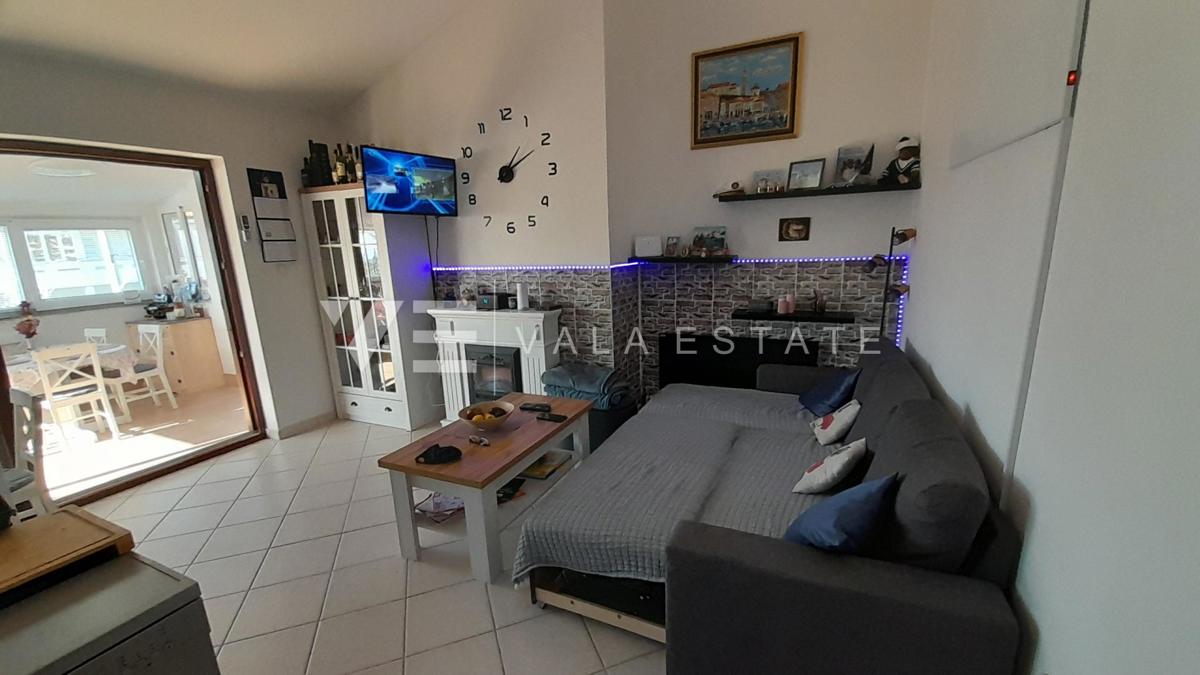 AMPIO APPARTAMENTO CON GIARDINO A 500 M DAL MARE