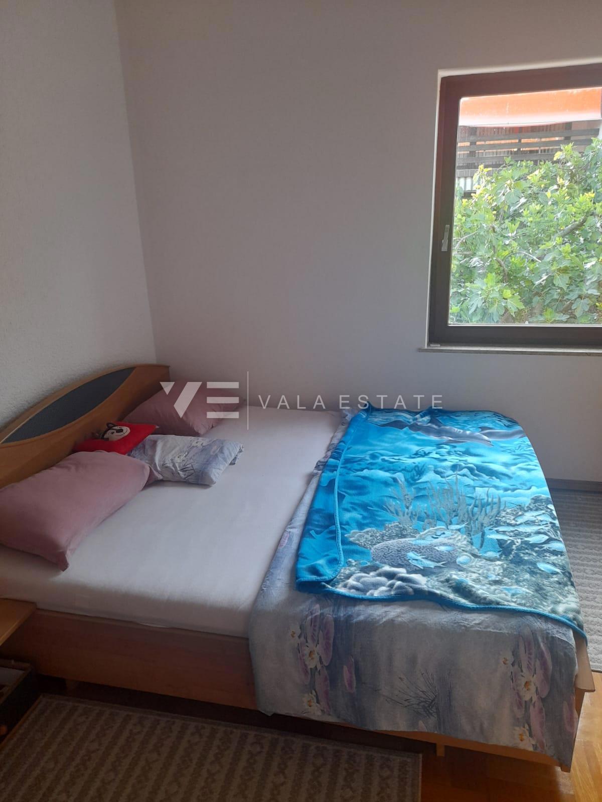 AMPIO APPARTAMENTO CON GIARDINO A 500 M DAL MARE