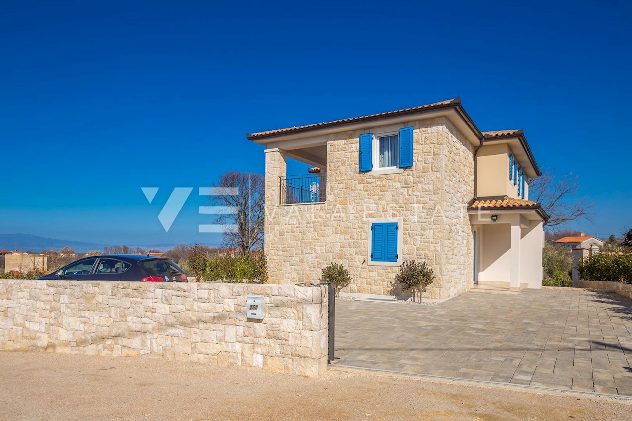 ISOLA DI KRK - NUOVA CASA INDIPENDENTE CON PISCINA E VISTA MARE