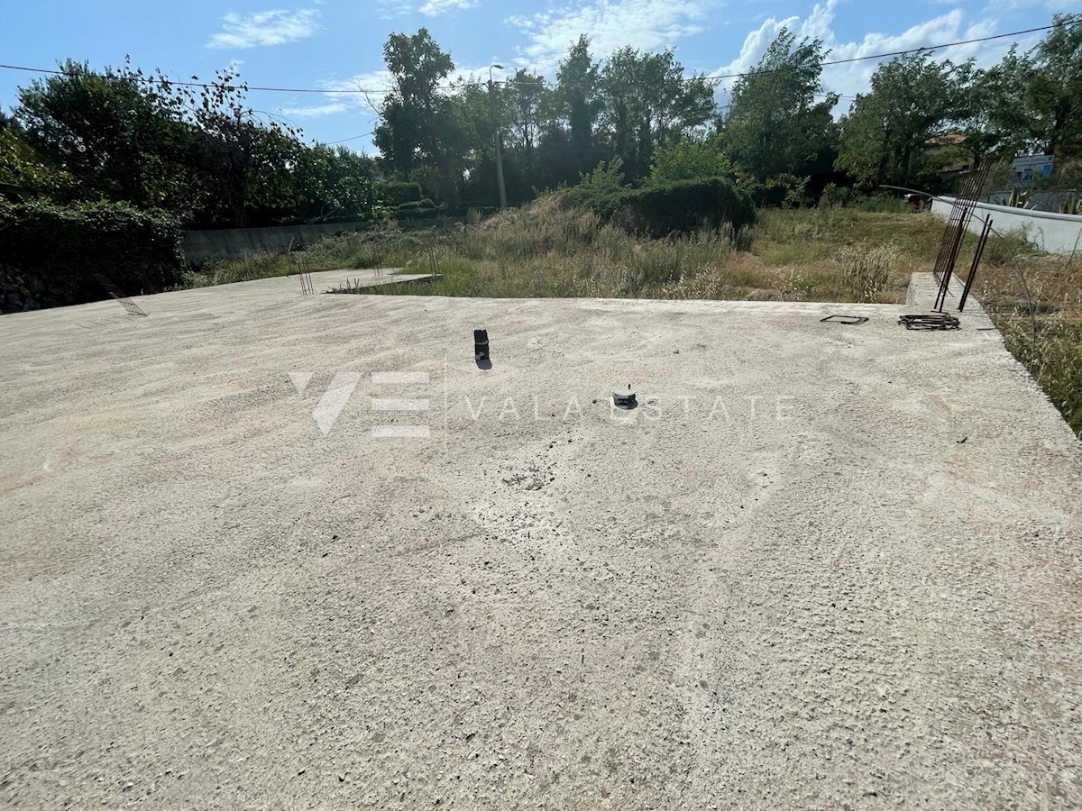 NUOVA VILLA CON PISCINA E VISTA MARE