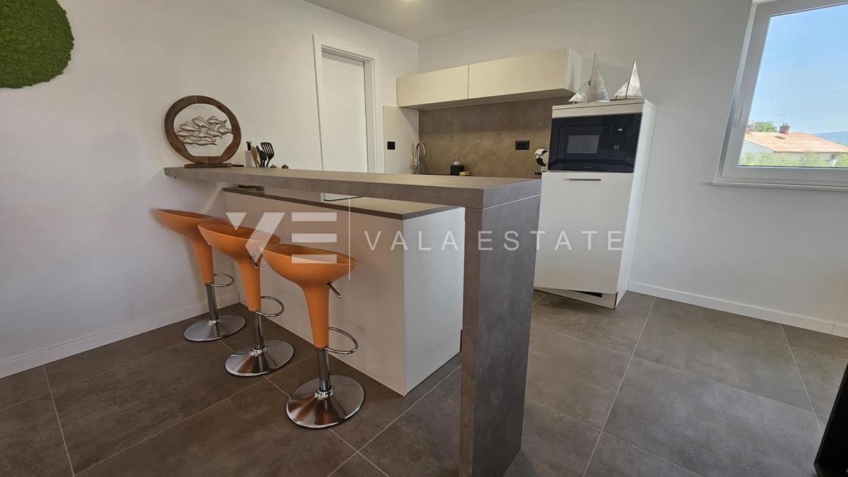 NUOVO APPARTAMENTO ATTICO CON SPLENDIDA VISTA MARE