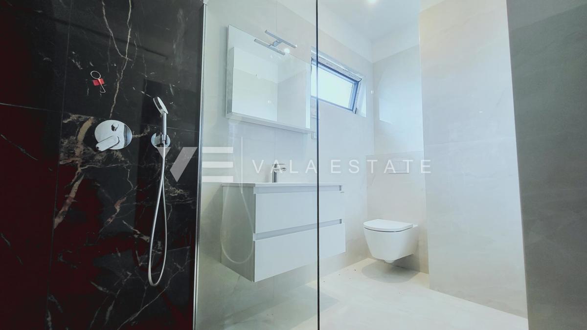 NUOVA VILLA MODERNA CON PISCINA E VISTA MARE
