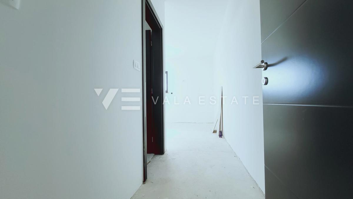 NUOVA VILLA MODERNA CON PISCINA E VISTA MARE