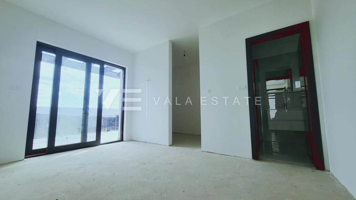 NUOVA VILLA MODERNA CON PISCINA E VISTA MARE