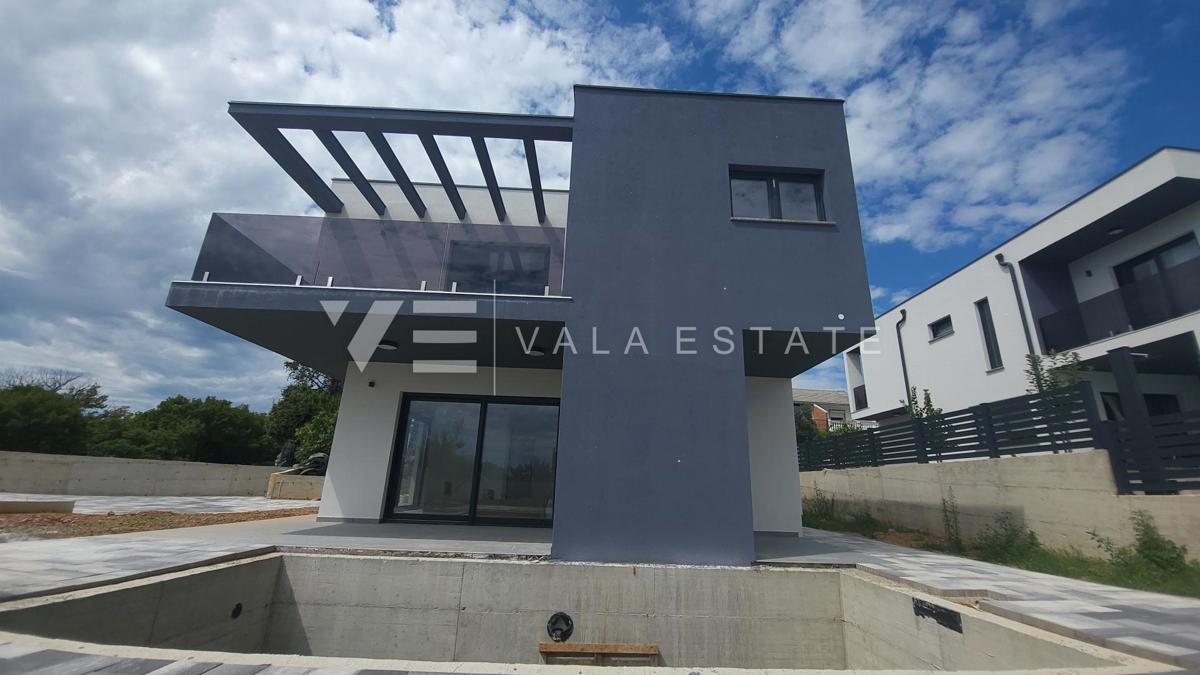 NUOVA VILLA MODERNA CON PISCINA E VISTA MARE