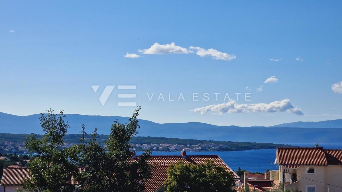 BILOCALE CON VISTA MARE RECENTEMENTE RISTRUTTURATO VICINO ALLA SPIAGGIA