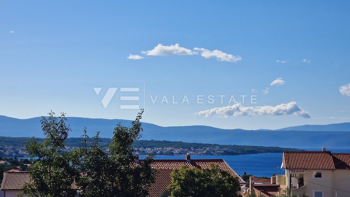 BILOCALE CON VISTA MARE RECENTEMENTE RISTRUTTURATO VICINO ALLA SPIAGGIA