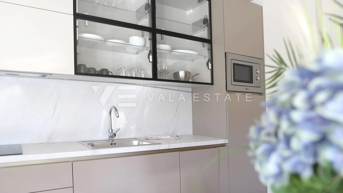 NUOVO MODERNO CONDOMINIO IN POSIZIONE TRANQUILLA CON VISTA MARE