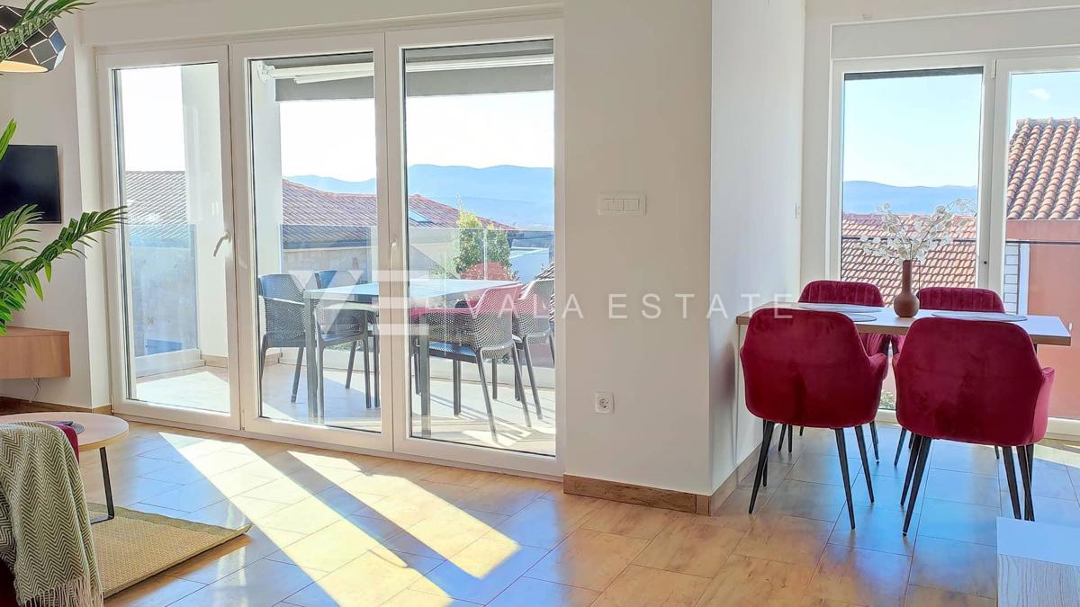 NUOVO MODERNO CONDOMINIO IN POSIZIONE TRANQUILLA CON VISTA MARE