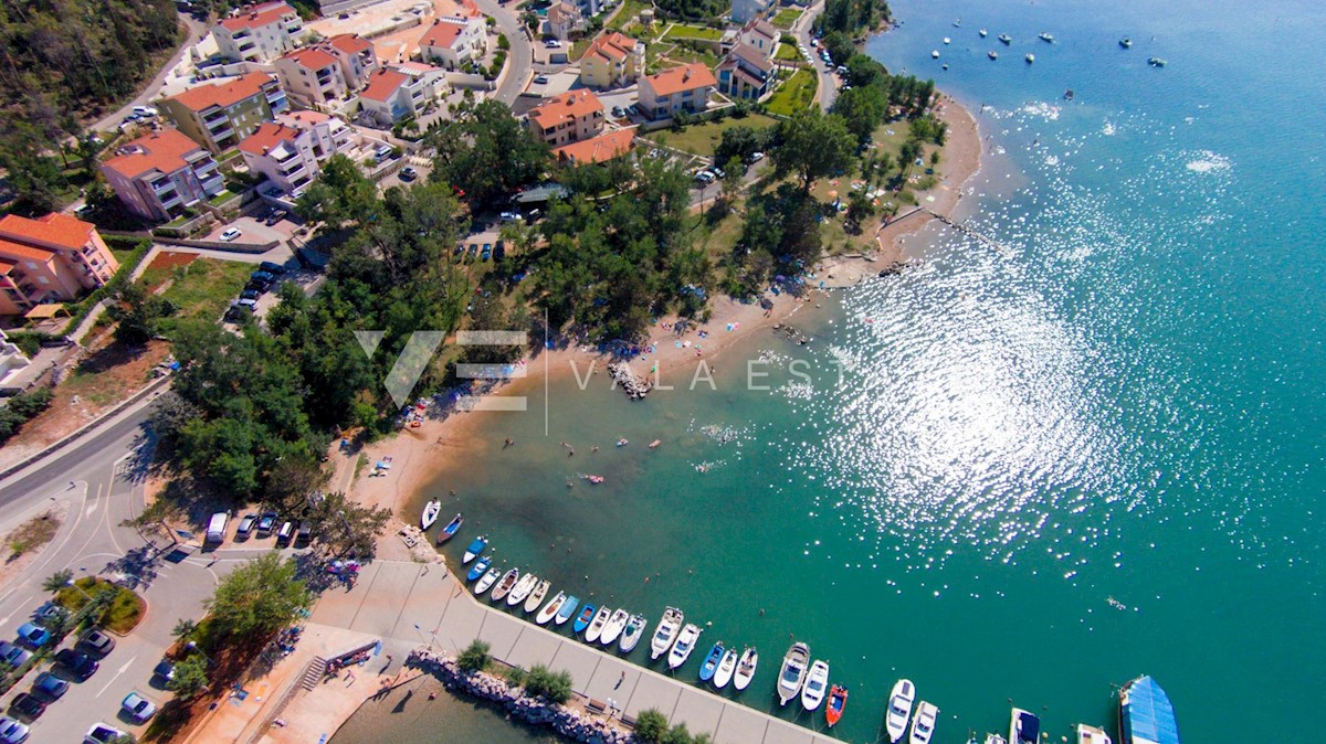 APPARTAMENTO VICINO ALLA SPIAGGIA CON VISTA MARE