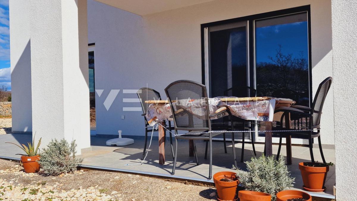 NUOVA CASA INDIPENDENTE CON VISTA MARE