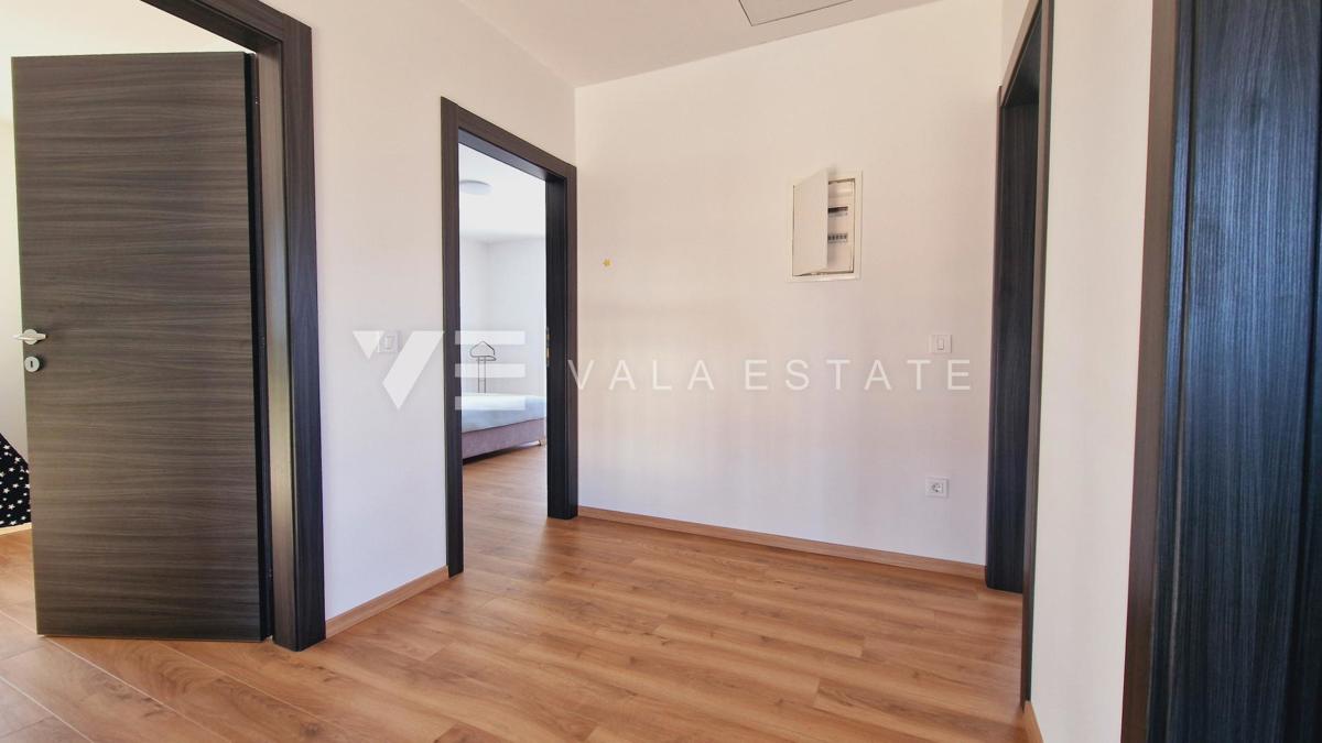 NUOVA CASA INDIPENDENTE CON VISTA MARE