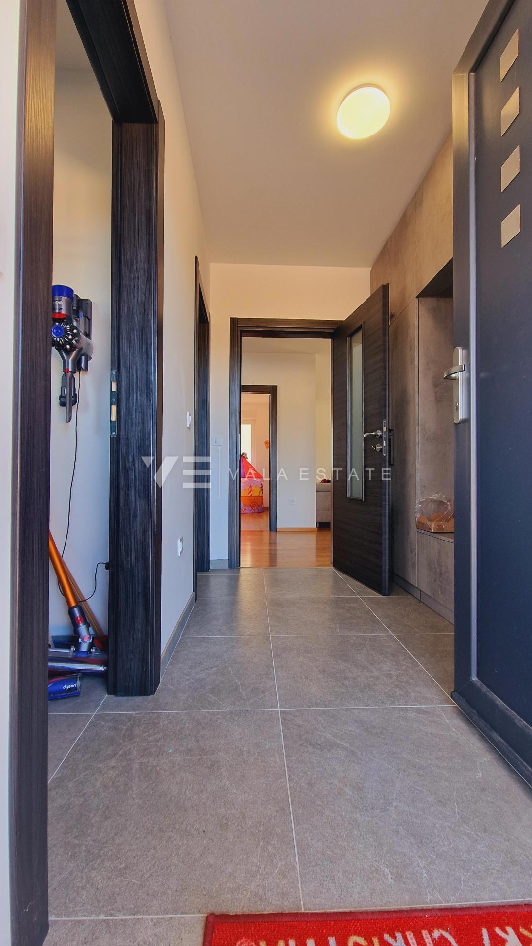 NUOVA CASA INDIPENDENTE CON VISTA MARE