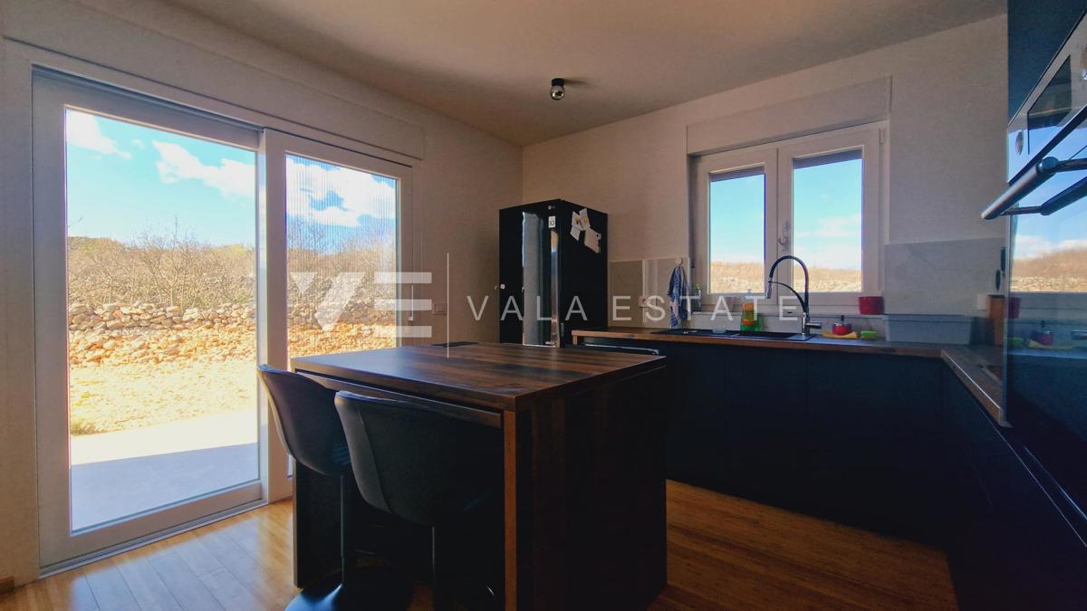 NUOVA CASA INDIPENDENTE CON VISTA MARE