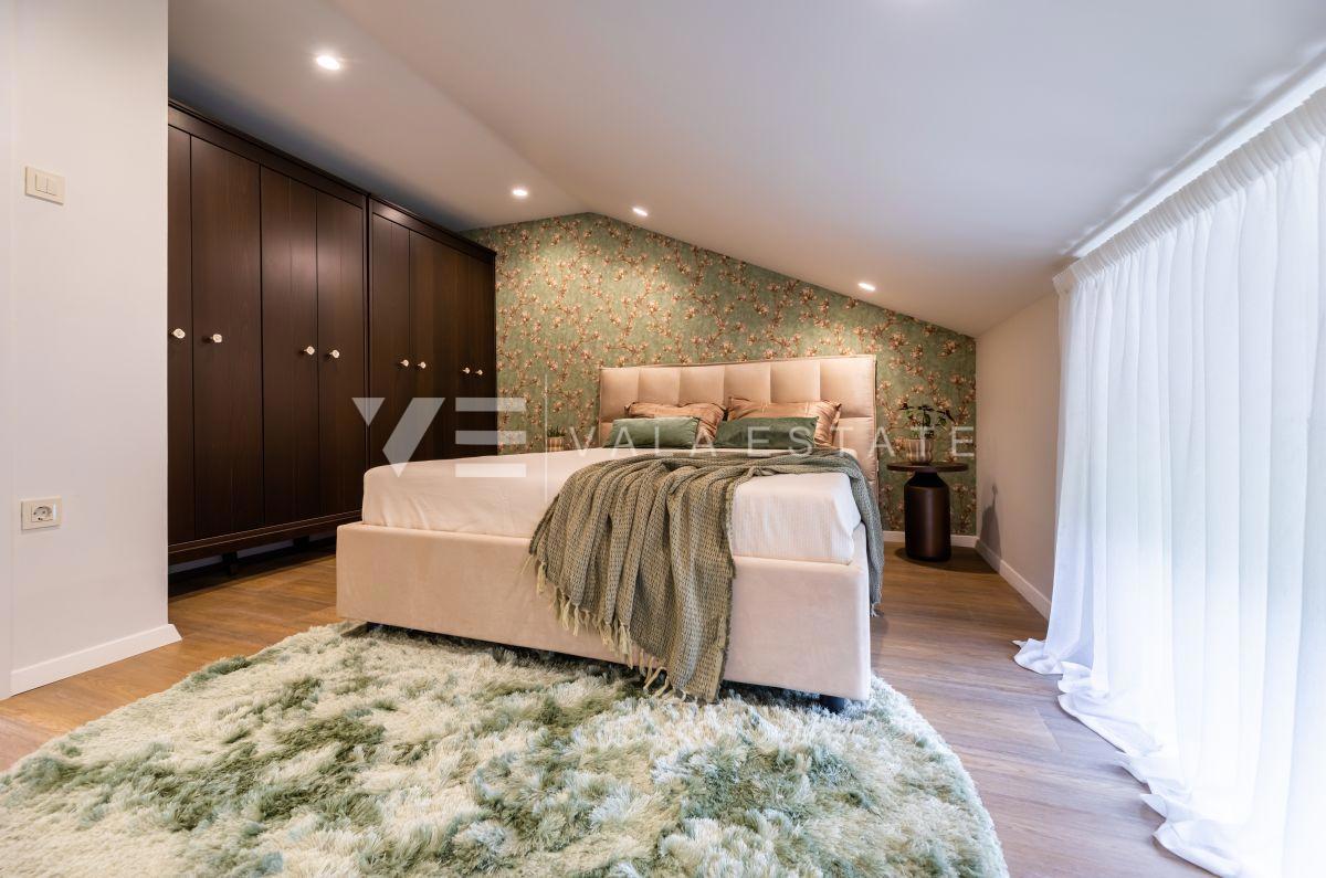 CASA IN PIETRA DI DESIGN CON SPLENDIDISSIMO TERRENO