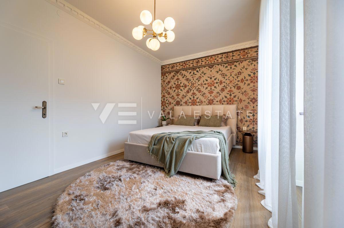 CASA IN PIETRA DI DESIGN CON SPLENDIDISSIMO TERRENO