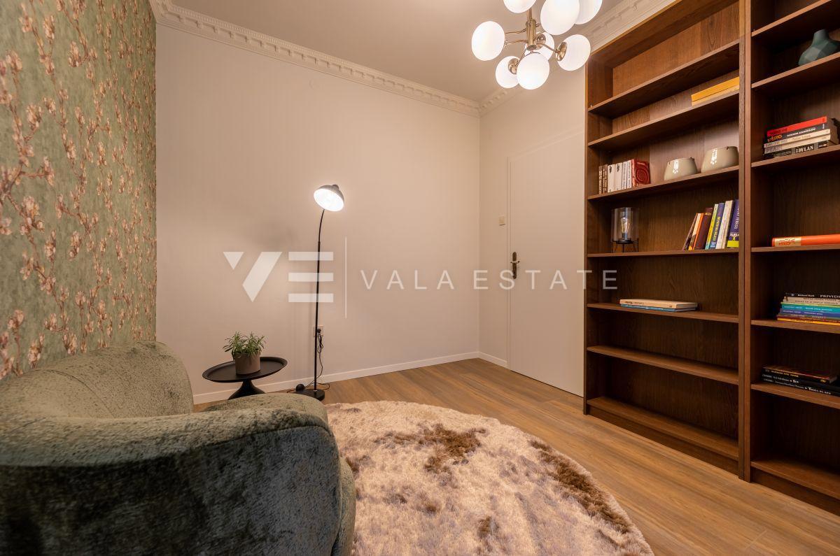 CASA IN PIETRA DI DESIGN CON SPLENDIDISSIMO TERRENO