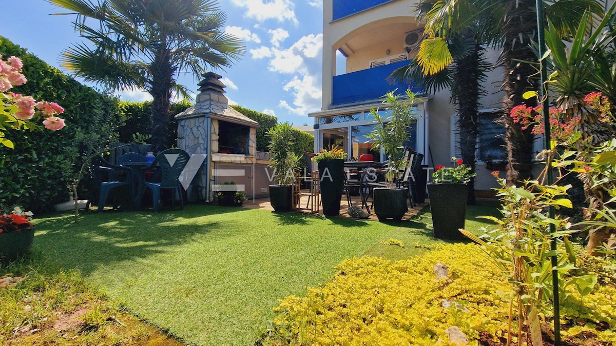 APPARTAMENTO AL PIANOTERRA CON GIARDINO VICINO AL MARE E AL CENTRO