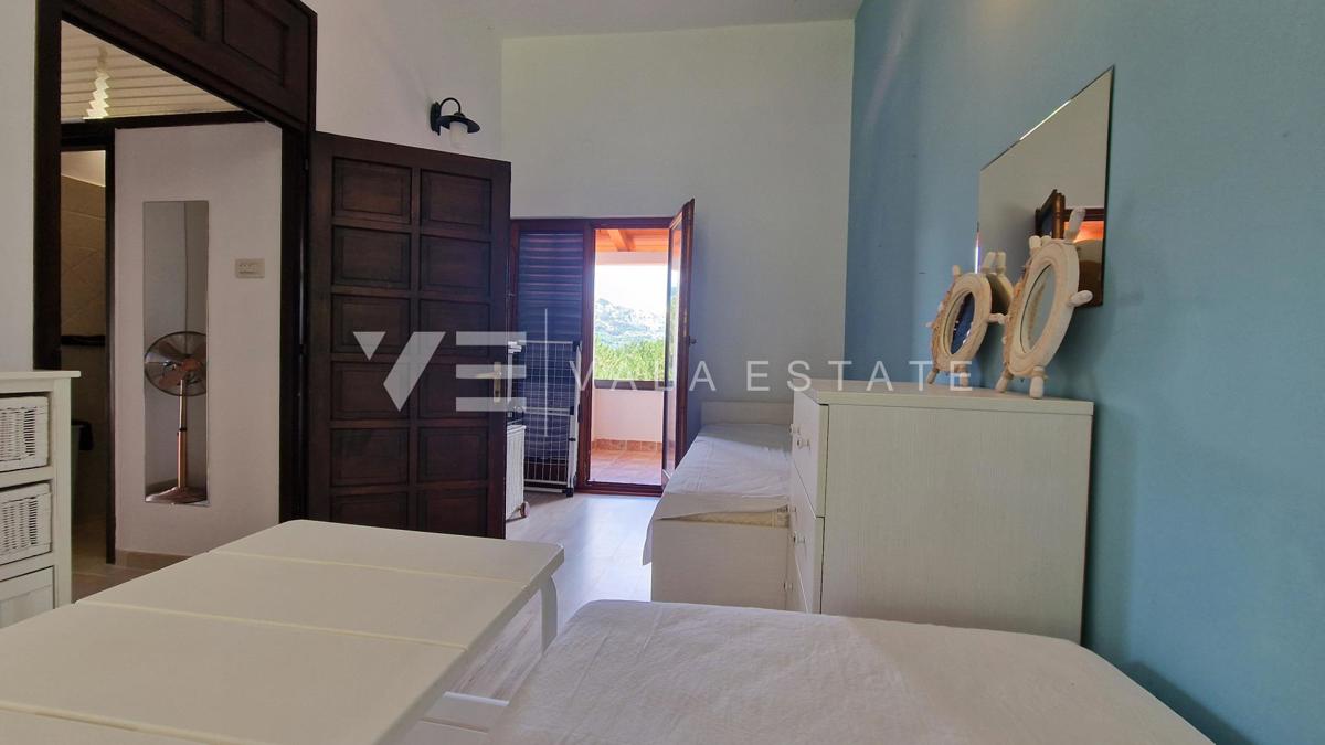 CASA CON VISTA MARE A SOLI 150 M DALLA SPIAGGIA