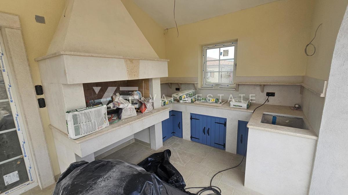 NUOVA VILLA MEDITERRANEA CON PISCINA E VISTA MARE