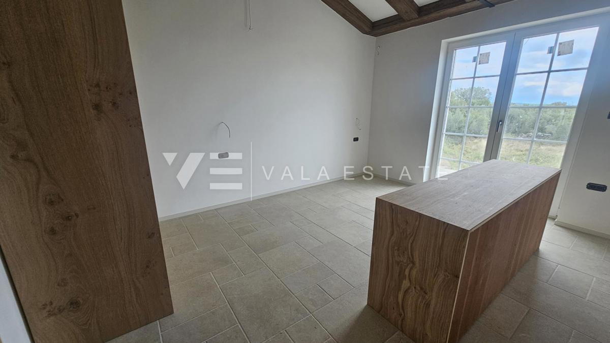 NUOVA VILLA MEDITERRANEA CON PISCINA E VISTA MARE