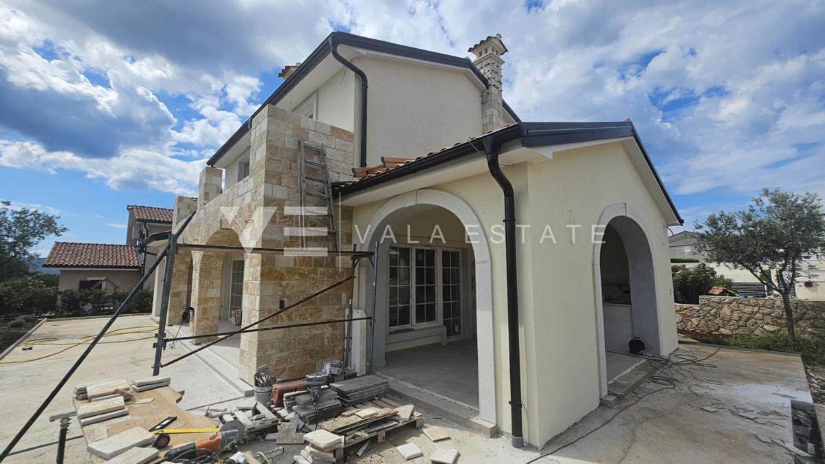 NUOVA VILLA MEDITERRANEA CON PISCINA E VISTA MARE