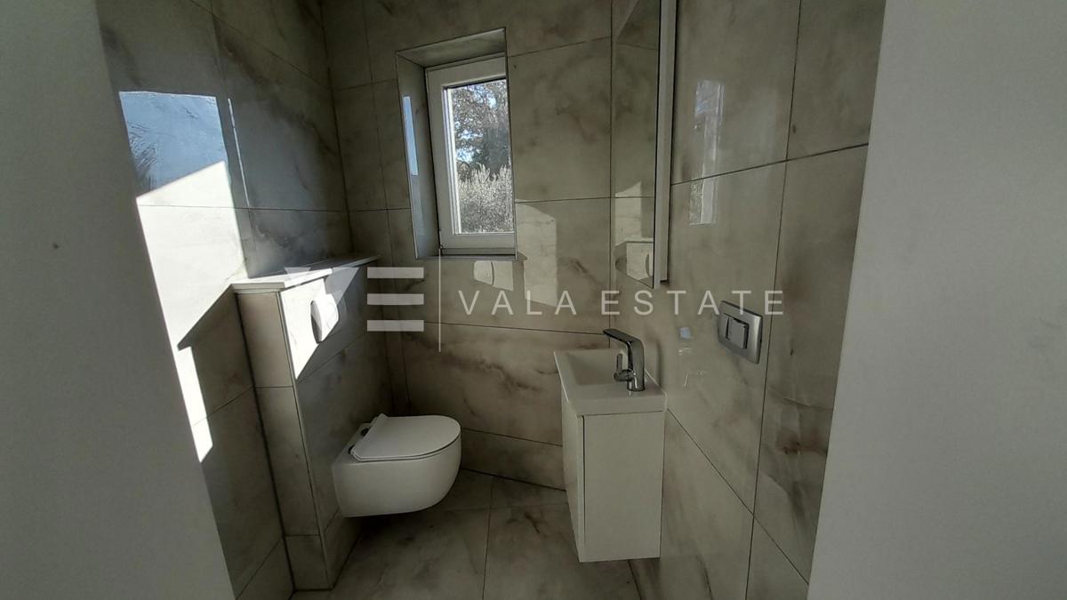 NUOVA CASA INDIPENDENTE CON PISCINA E VISTA MARE