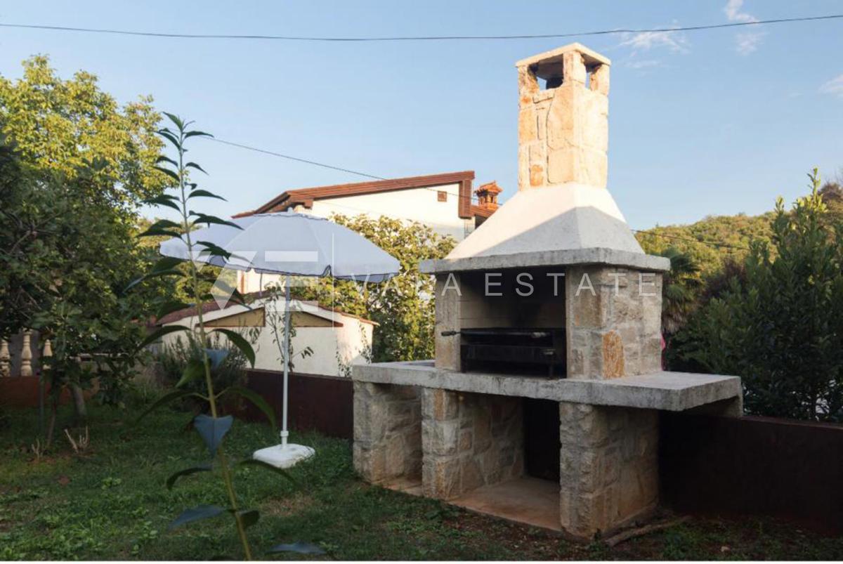 APPARTAMENTO CON GIARDINO A SOLI 300 M DAL MARE
