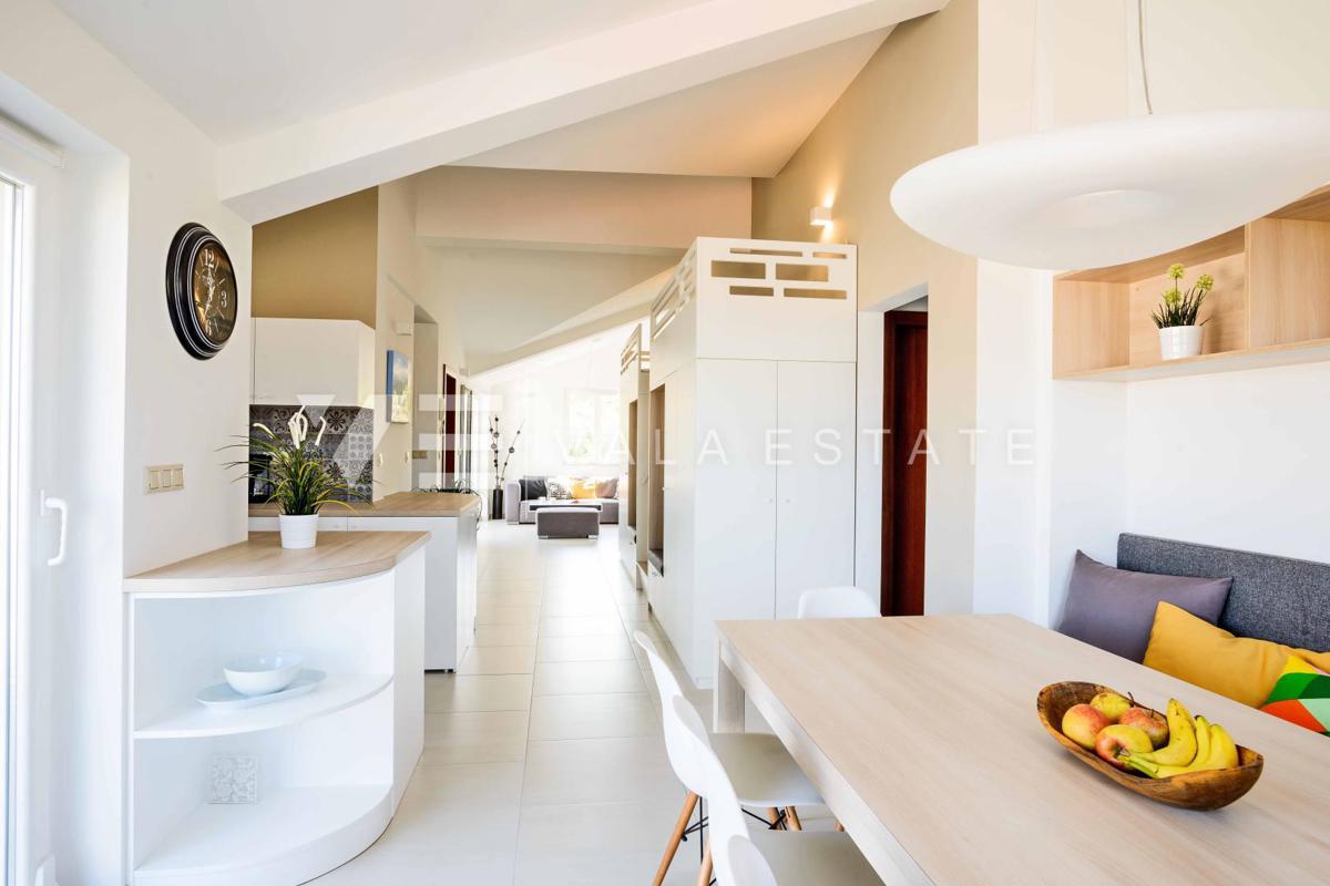 APPARTAMENTO MODERNO A SOLI 250 M DALLE BELLISSIME SPIAGGE
