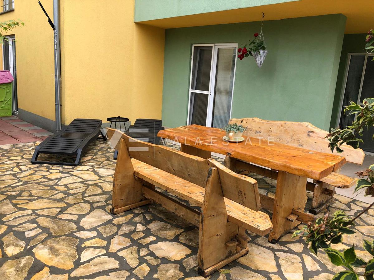 APPARTAMENTO AL PIANO TERRA VICINO AL MARE E SPIAGGE