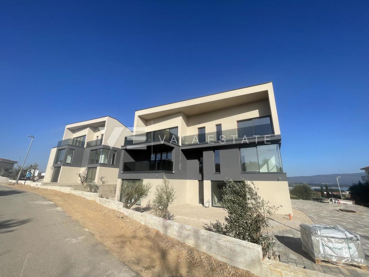 ATTICO CON VISTA MARE VICINO ALLA SPIAGGIA