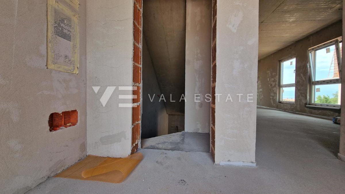 MODERNA CASA DOPPIA CON PISCINA E VISTA MARE