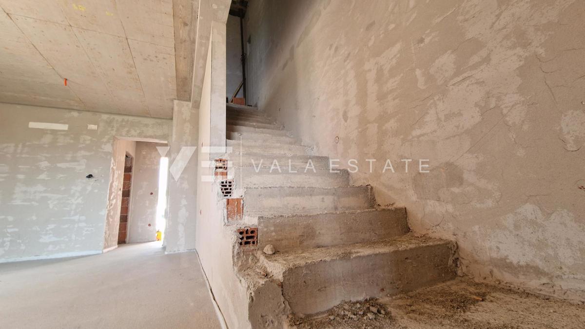 MODERNA CASA DOPPIA CON PISCINA E VISTA MARE